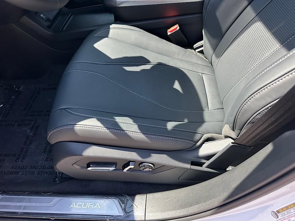 New 2025 Acura RDX w/ Technology Package image 9