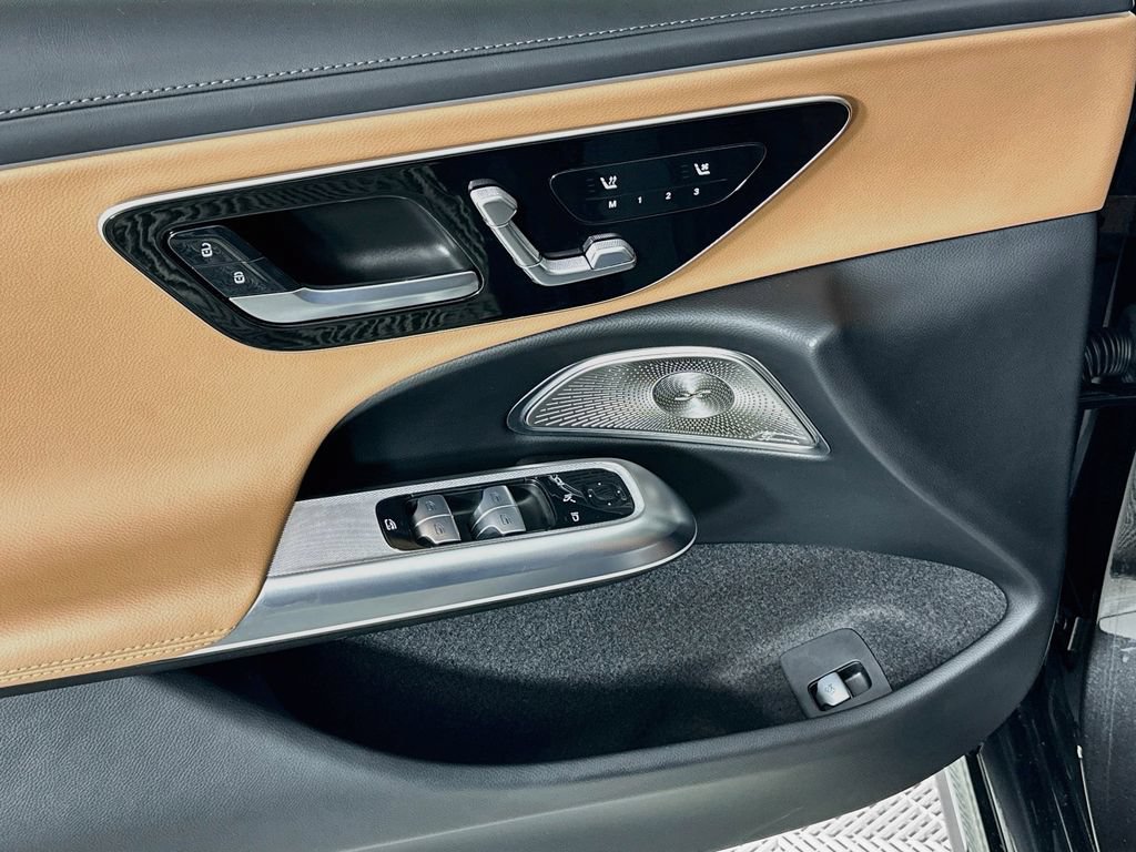 Certified 2024 Mercedes-Benz E 350 4MATIC Sedan image 18