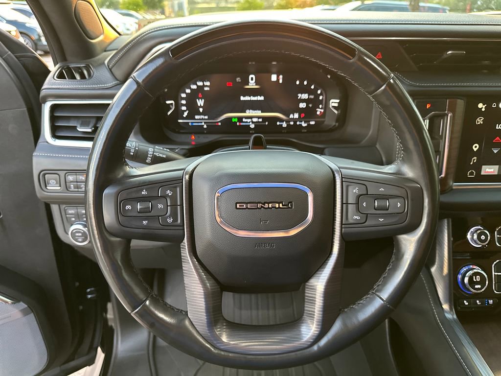 Used 2023 GMC Yukon XL Denali Ultimate AWD/4WD image 21