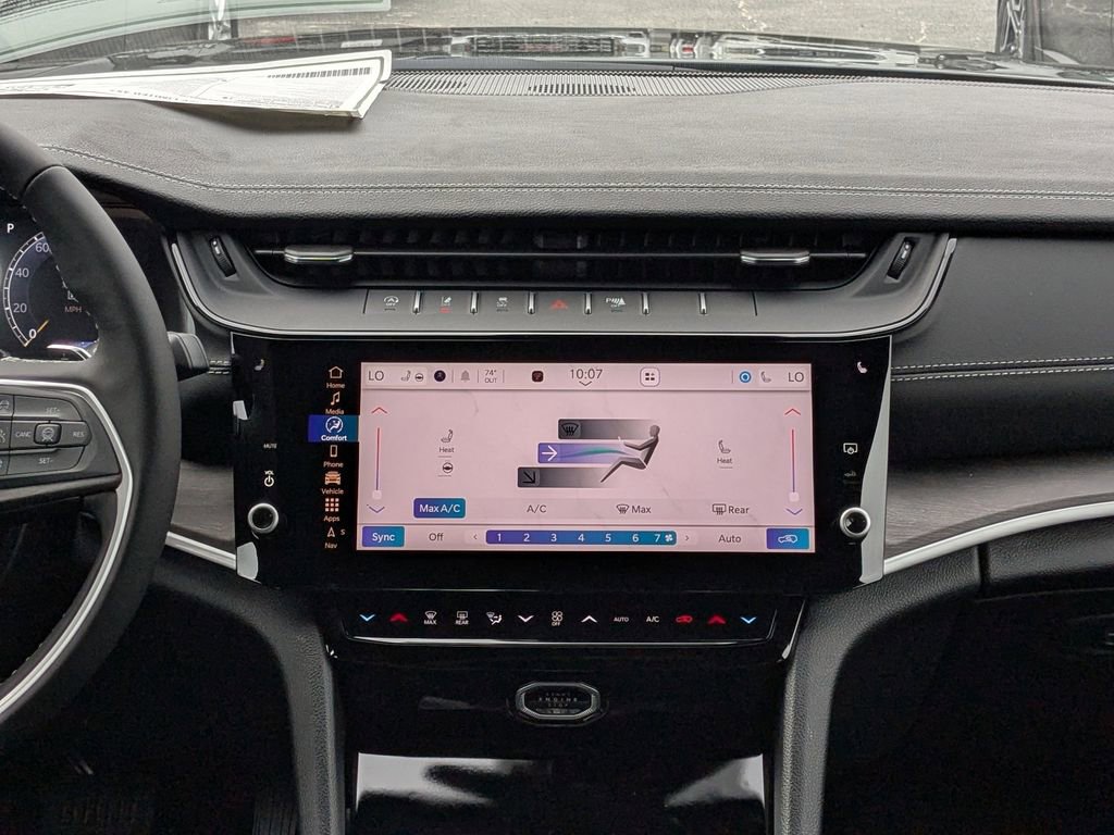 New 2026 Jeep Grand Cherokee Limited image 18