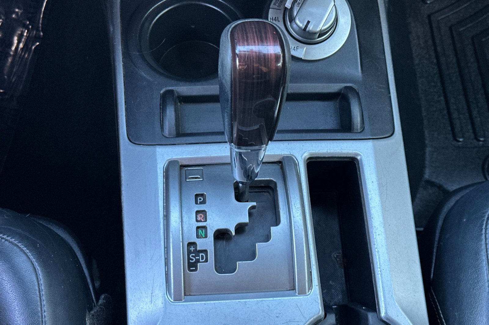 Used 2016 Toyota 4Runner Limited image 16