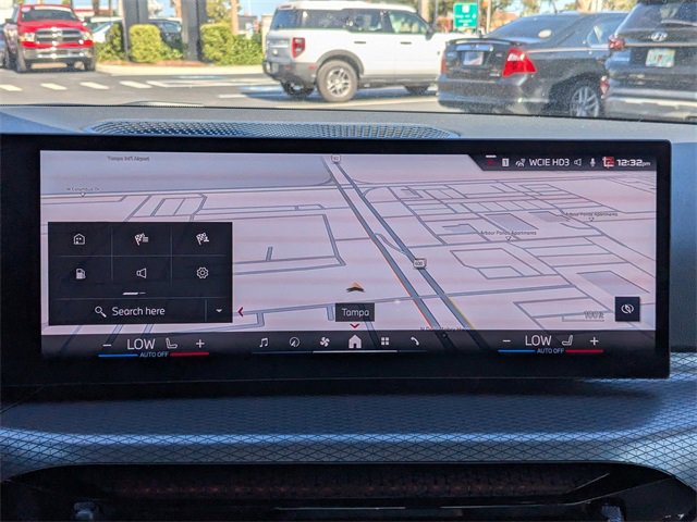 Used 2025 BMW M240i xDrive Coupe image 27