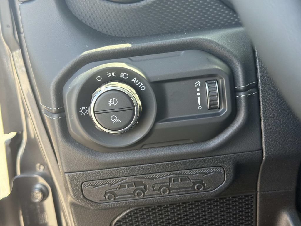 New 2026 Jeep Gladiator Rubicon AWD/4WD image 13