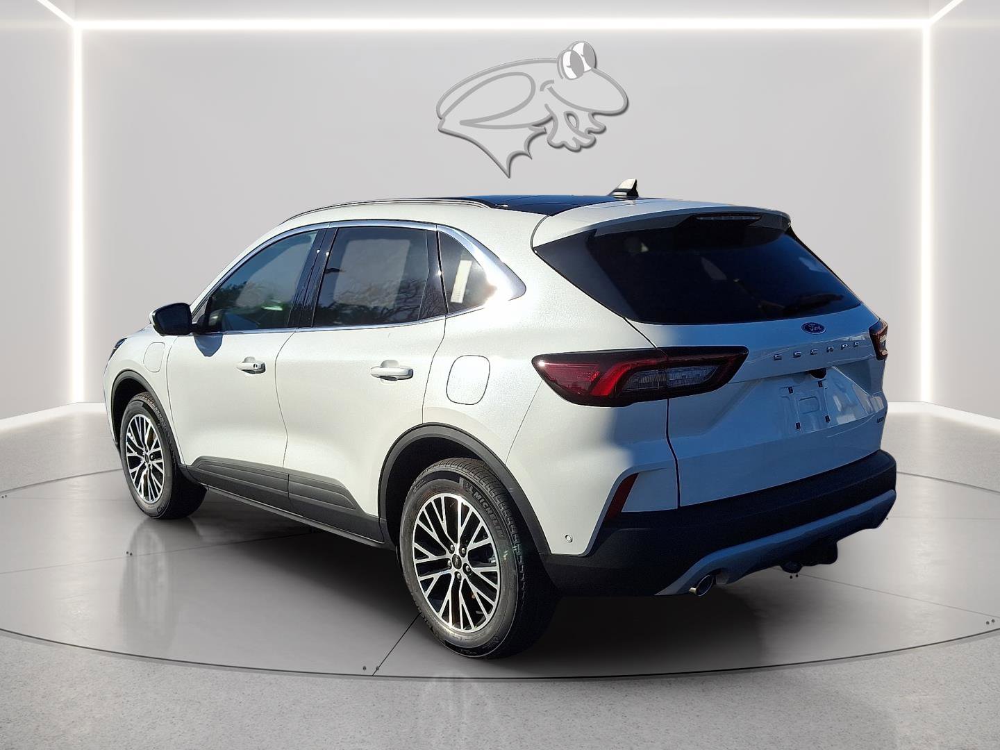 New 2024 Ford Escape SE w/ PHEV Premium Package FWD image 3