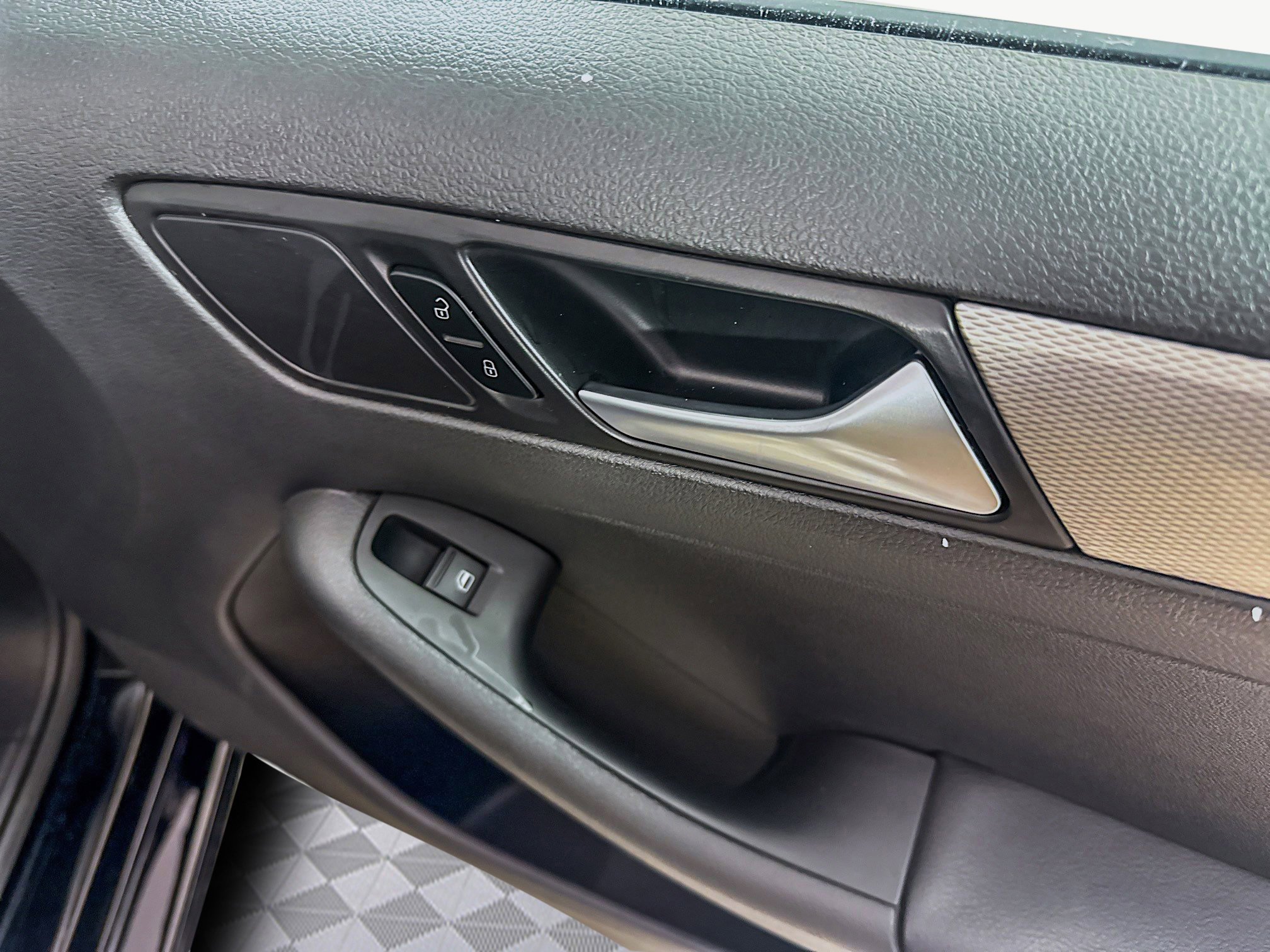 Used 2018 Volkswagen Jetta SE image 31