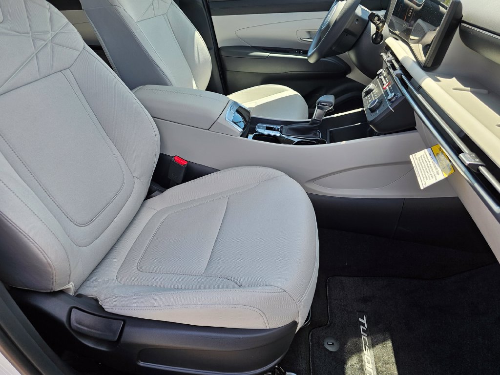 New 2026 Hyundai Tucson SE FWD image 14