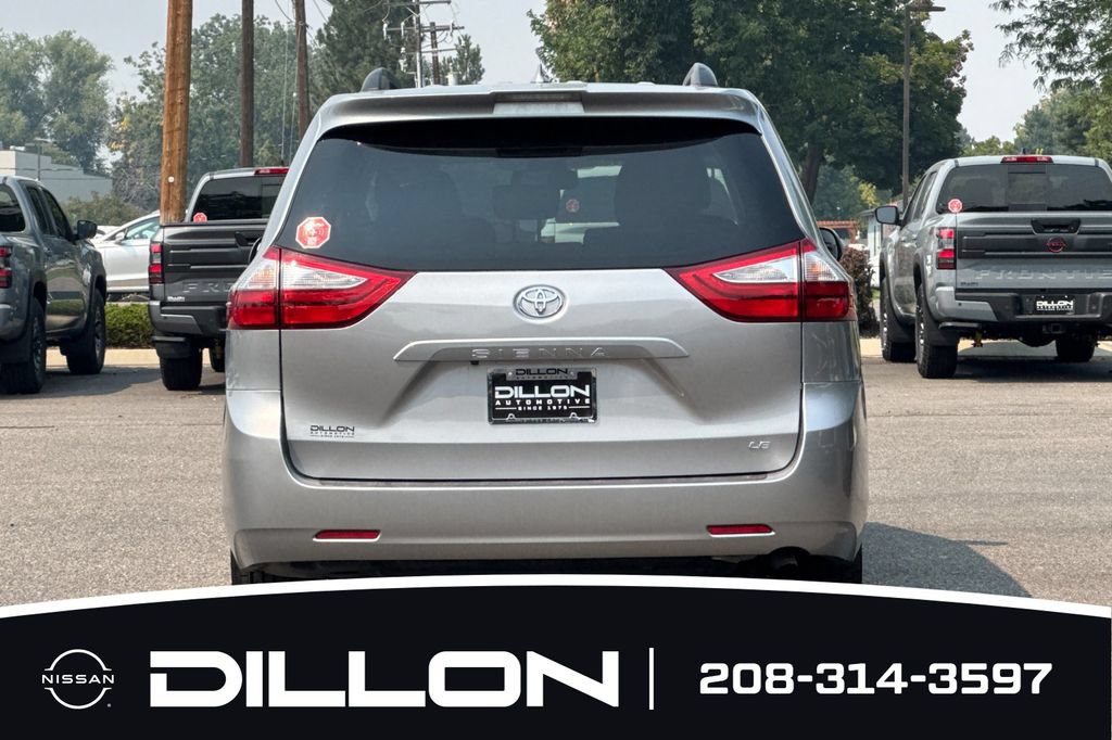 Used 2018 Toyota Sienna LE FWD image 5