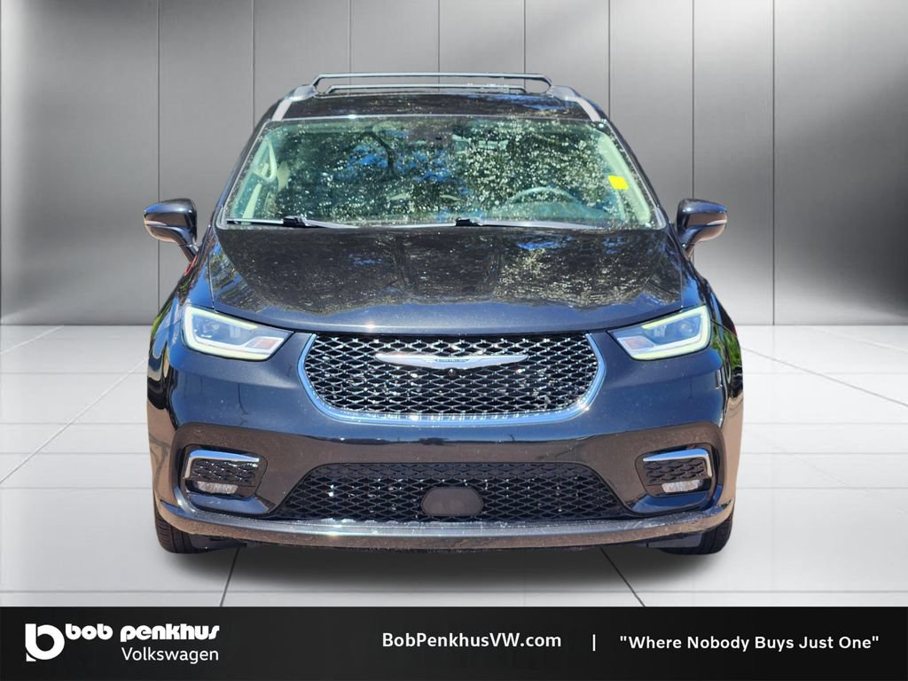Used 2022 Chrysler Pacifica Touring-L FWD image 22