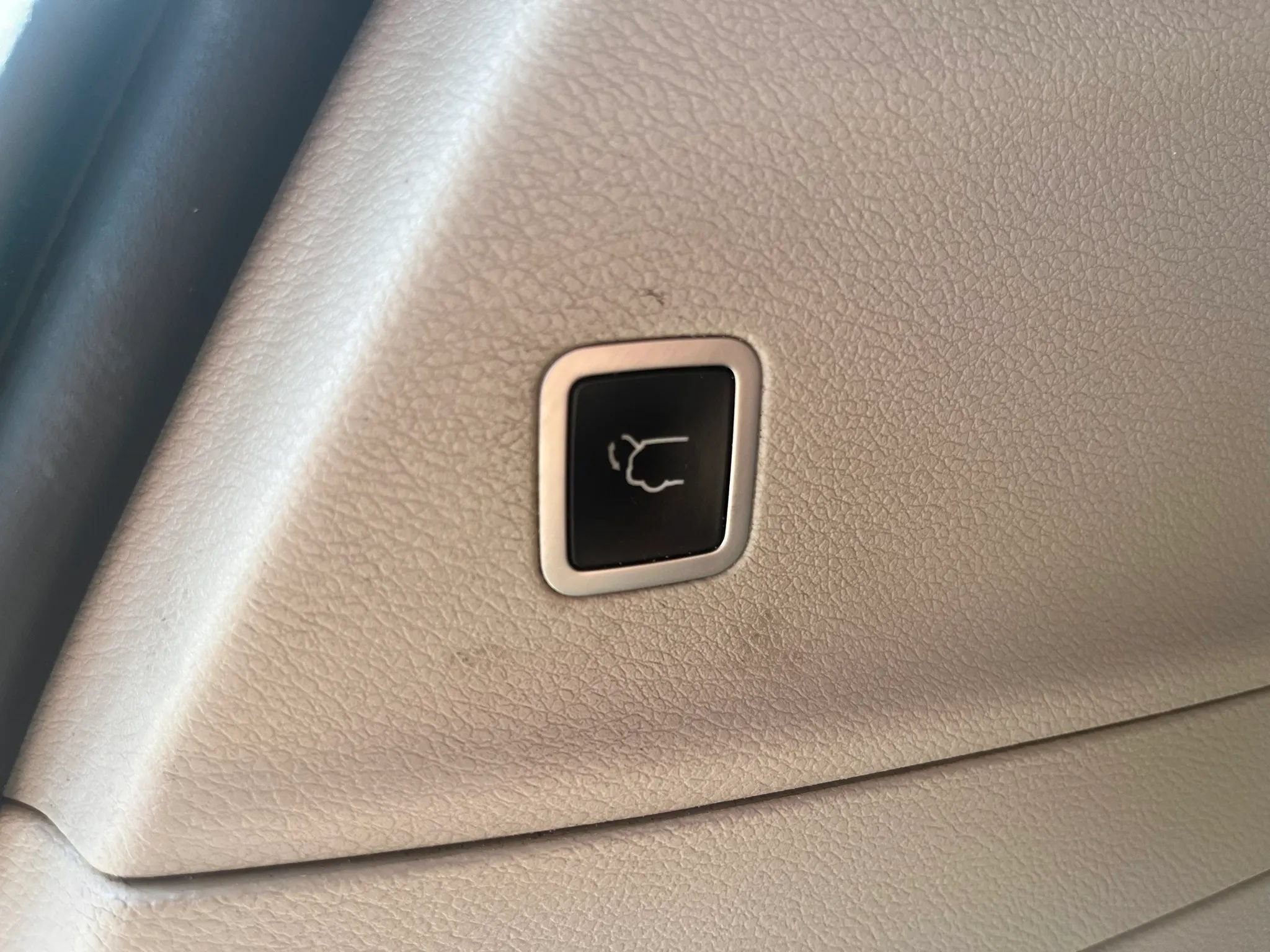Used 2018 Chrysler Pacifica Touring-L Plus FWD image 33
