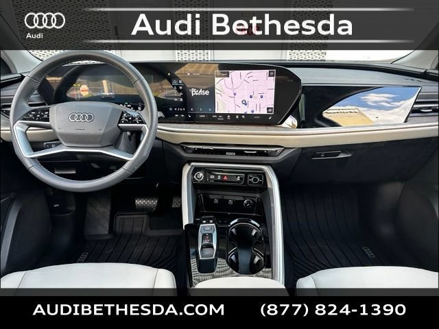 Used 2025 Audi Q5 Premium Plus w/ Premium Plus AWD/4WD image 12