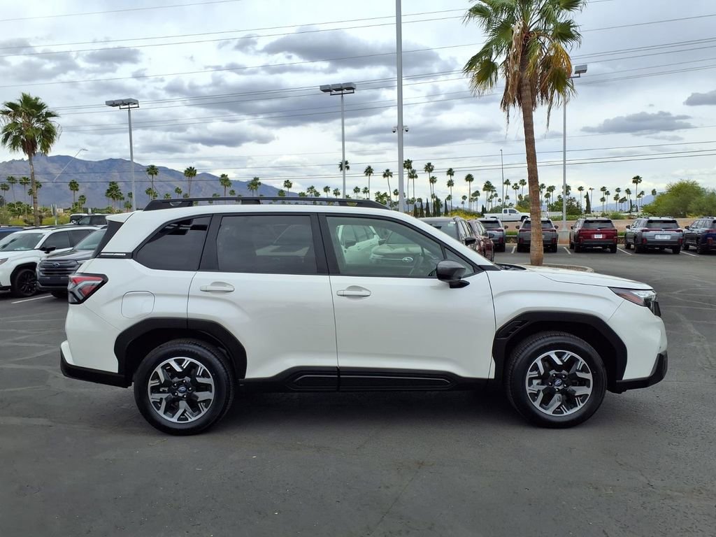 Used 2025 Subaru Forester Premium image 8