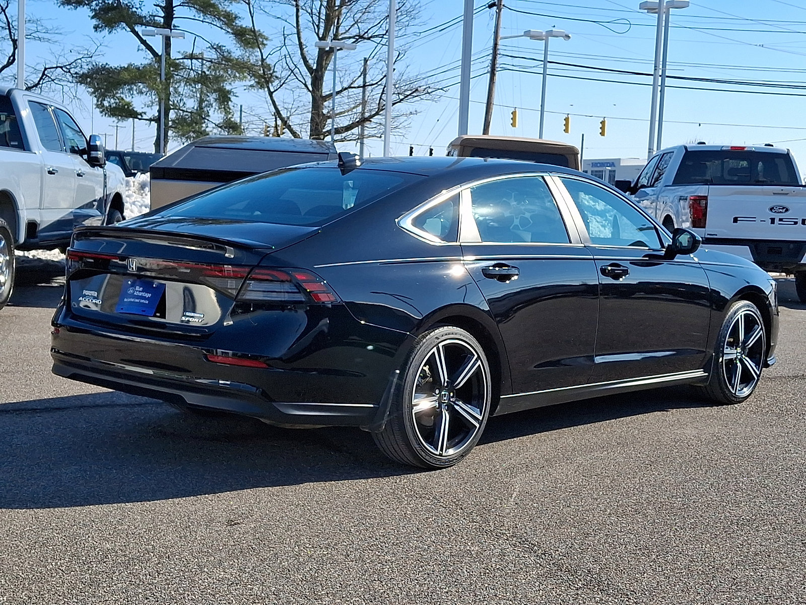Used 2024 Honda Accord Sport image 11