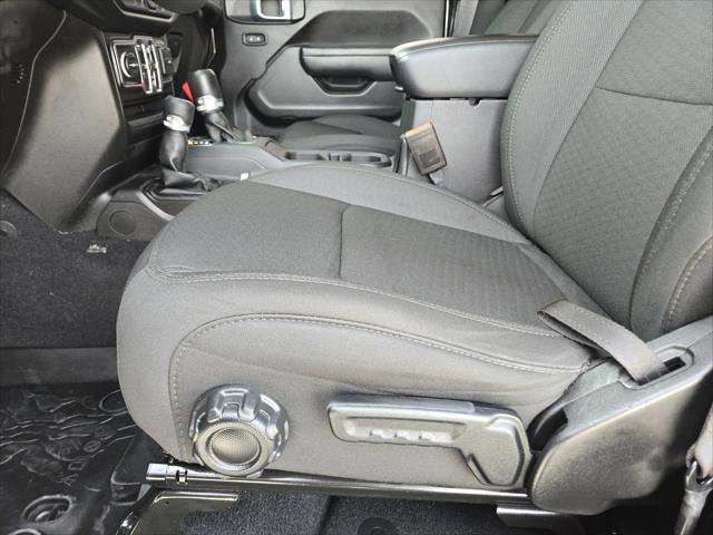 Certified 2022 Jeep Wrangler Unlimited Sport image 25