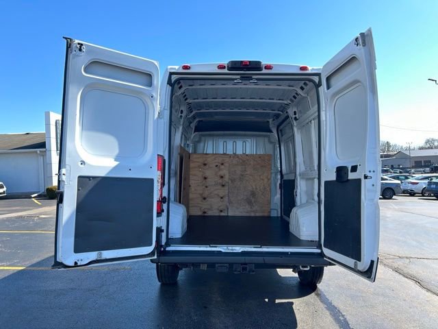 Used 2023 RAM ProMaster 1500 w/ Driver Convenience Group image 13