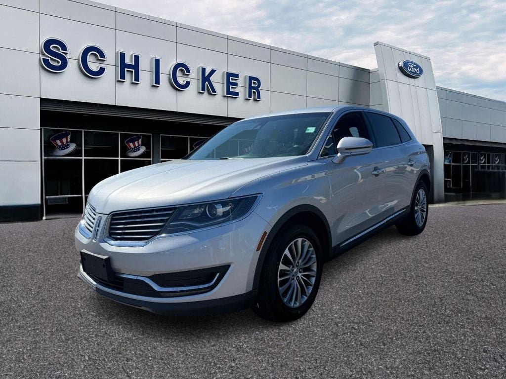 Used 2018 Lincoln MKX Select w/ Select Plus Package FWD image 4