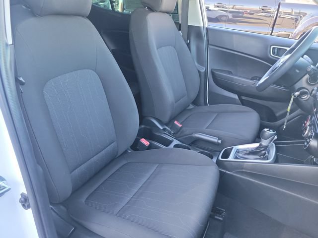 Used 2021 Hyundai Venue SE FWD image 20