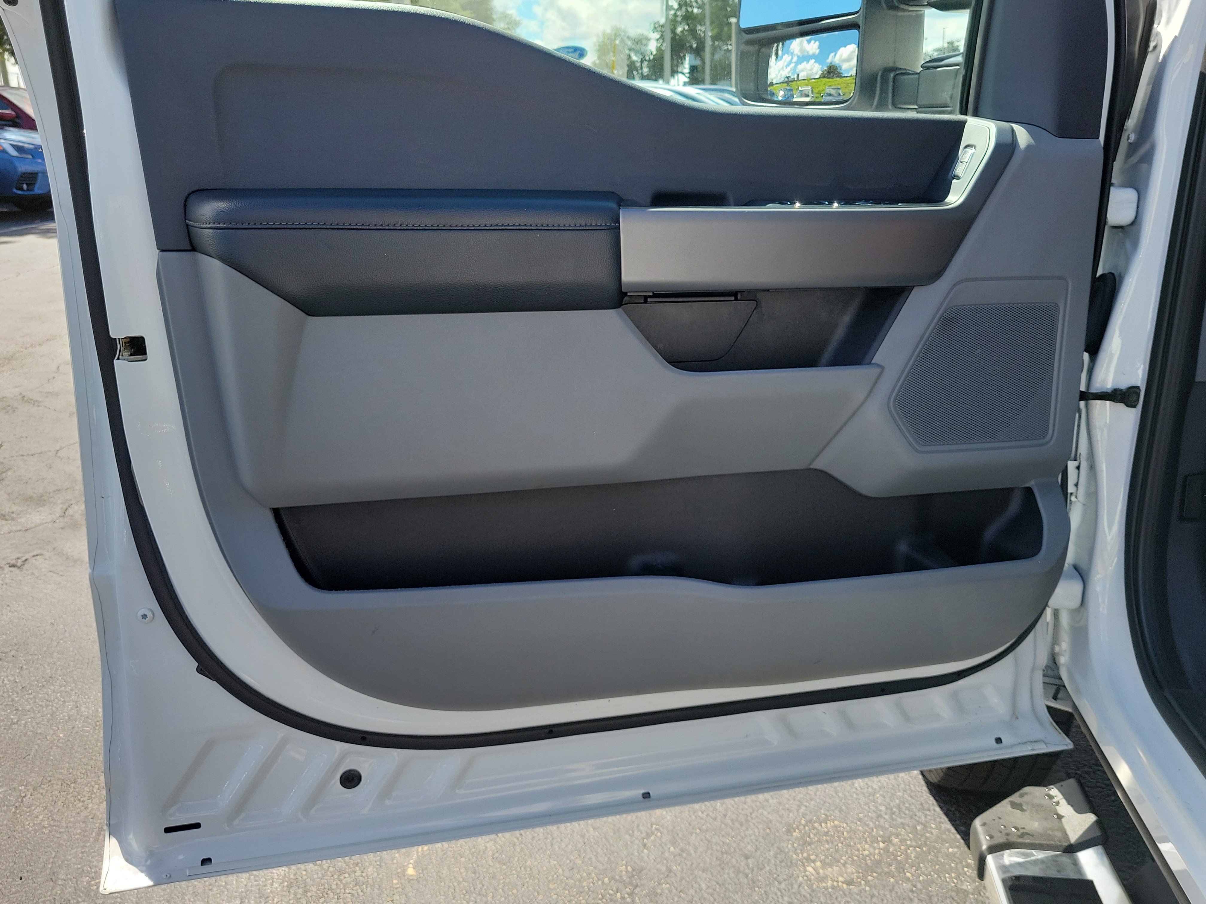 Certified 2024 Ford F350 XLT AWD/4WD image 17