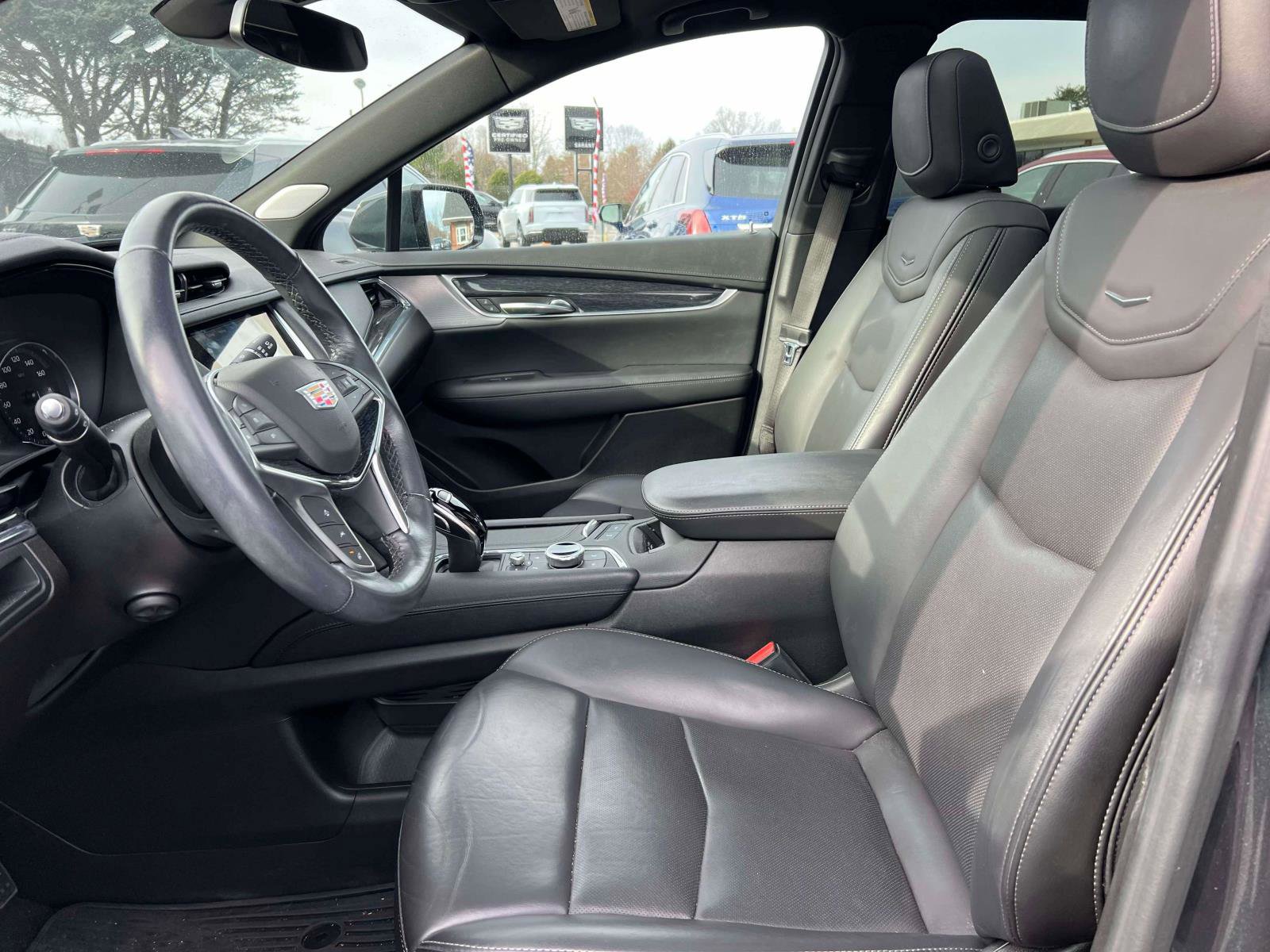 Certified 2022 Cadillac XT5 Premium Luxury image 11