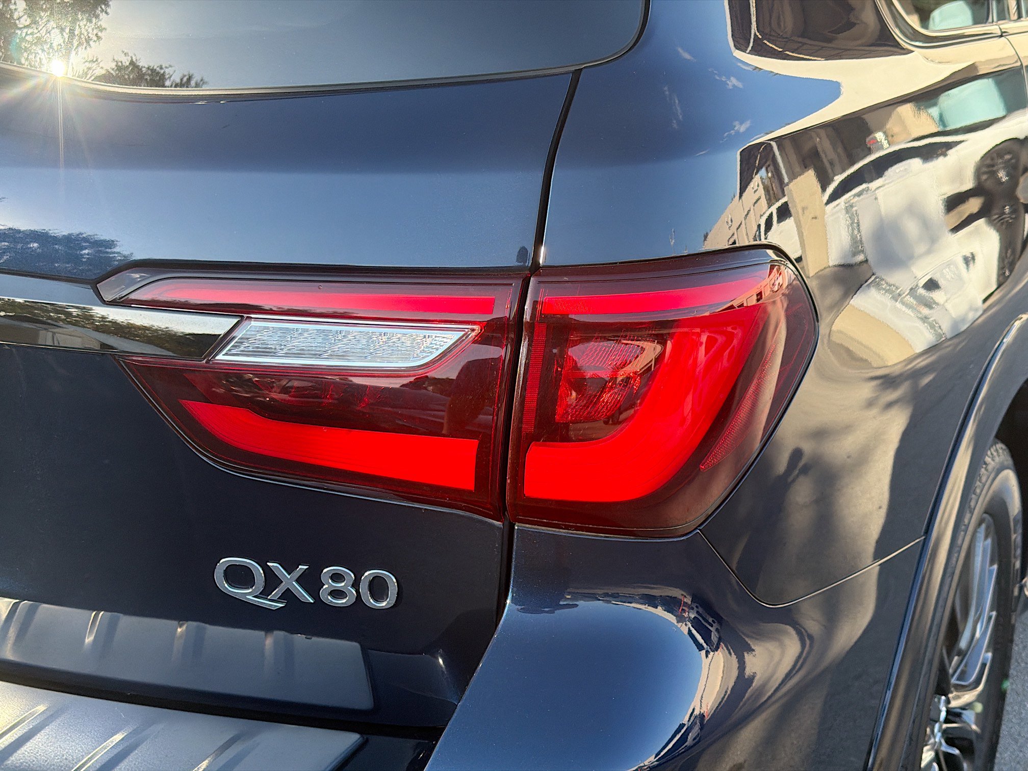 Used 2023 INFINITI QX80 Premium Select w/ Cargo Package RWD image 28