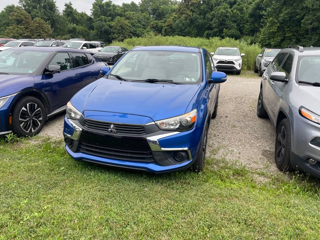 Used 2017 Mitsubishi Outlander Sport ES AWD/4WD image 1