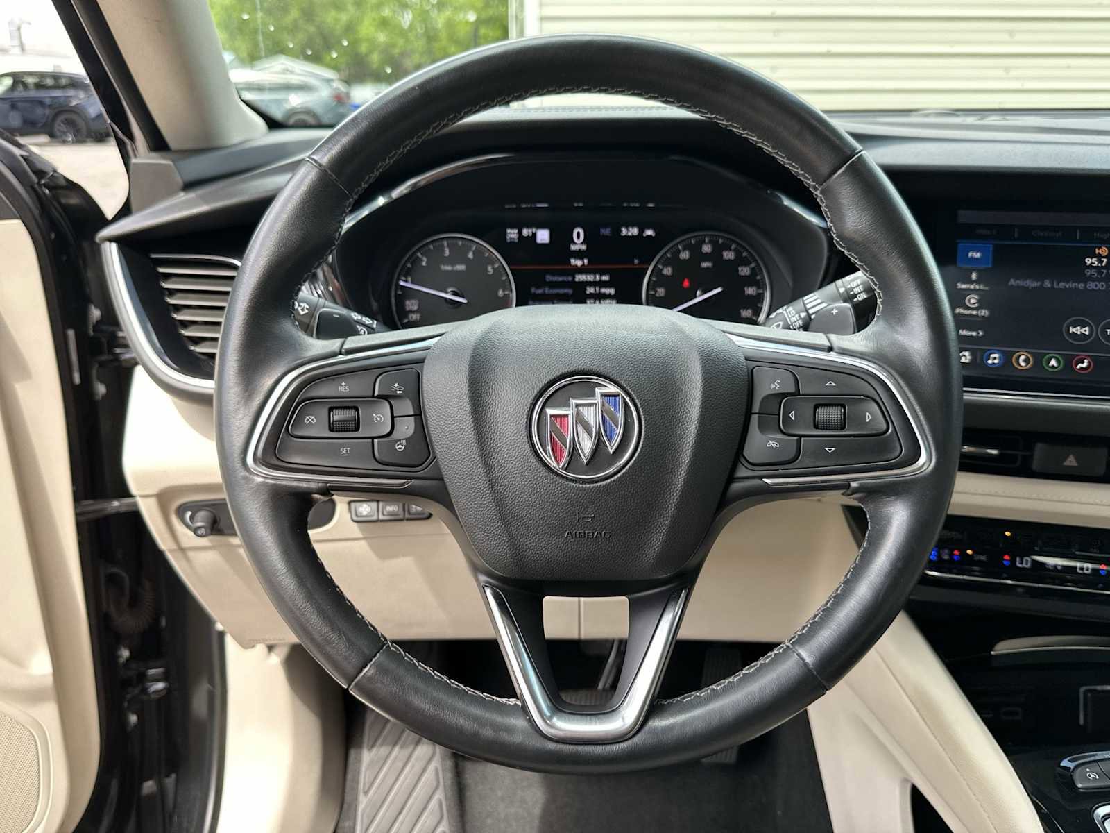 Certified 2021 Buick Envision Avenir w/ Technology Package II AWD/4WD image 21