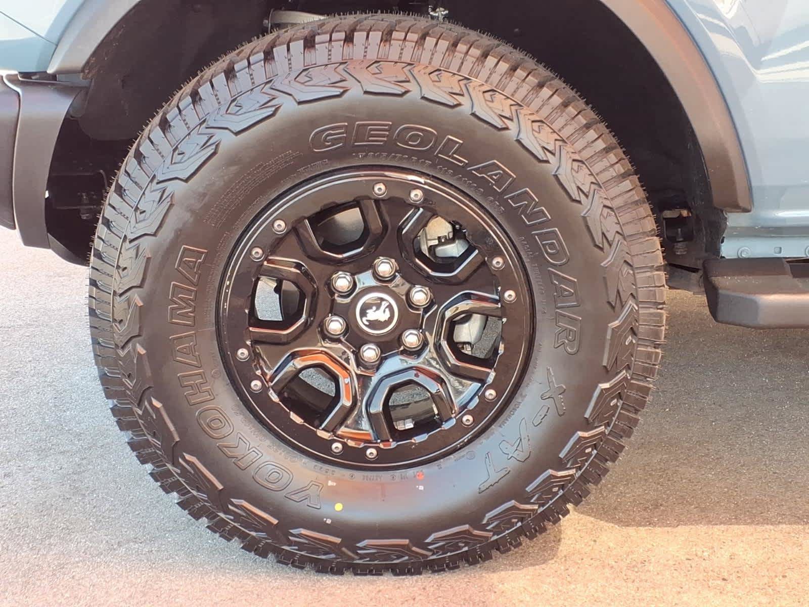 Used 2023 Ford Bronco Wildtrak AWD/4WD image 9