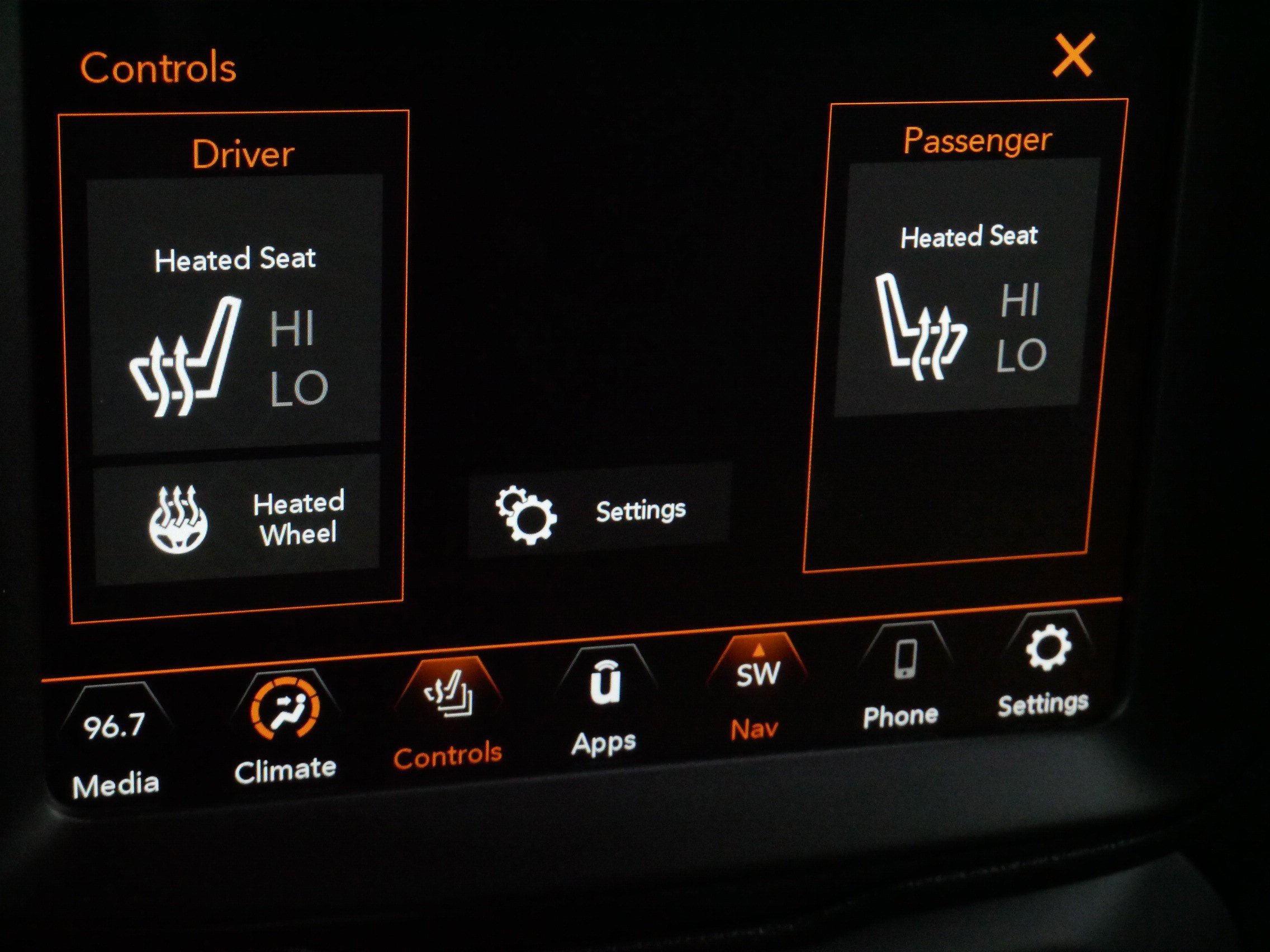 Used 2023 Jeep Renegade Limited AWD/4WD image 28