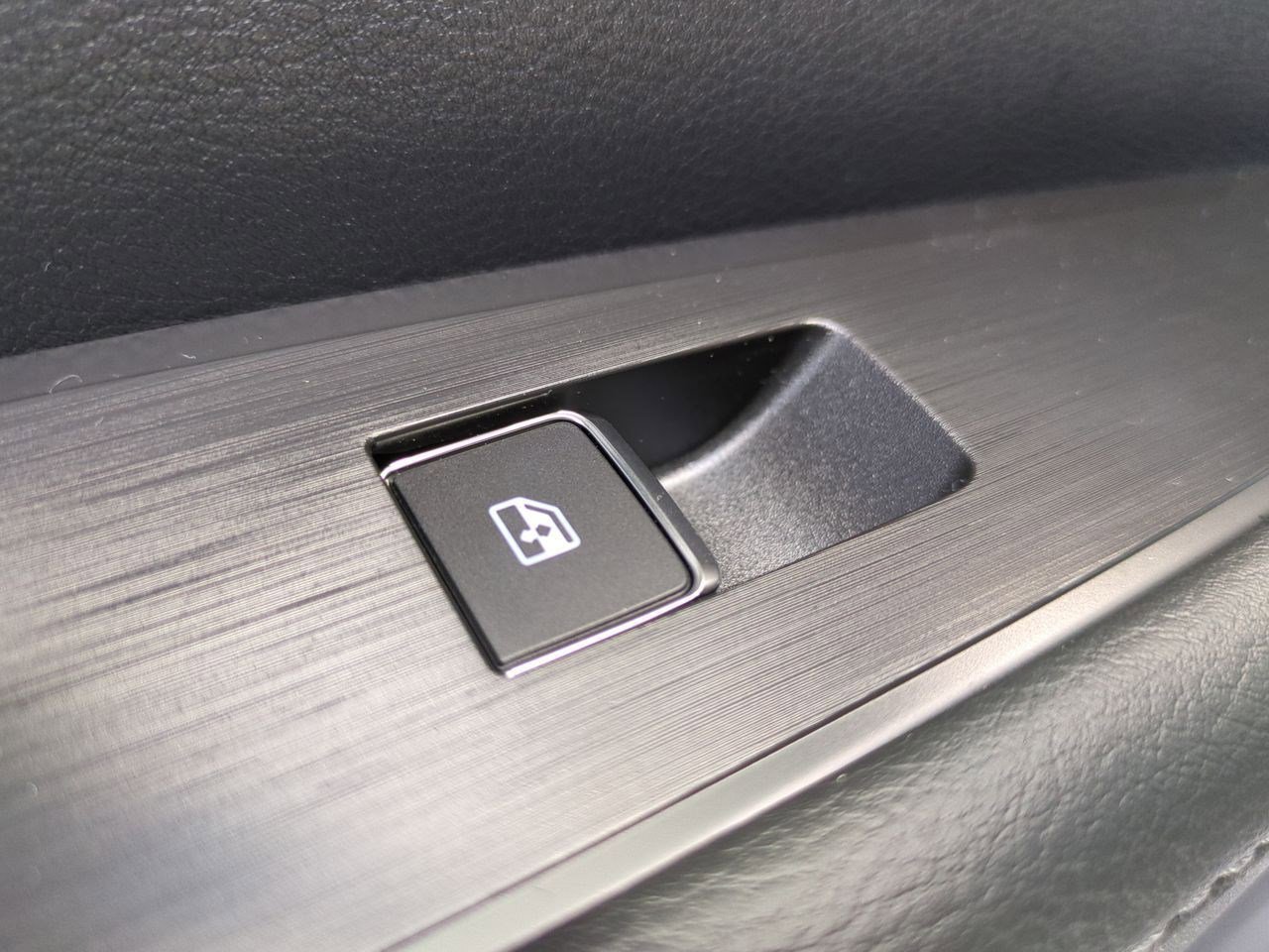 New 2025 Nissan Armada PRO-4X AWD/4WD image 27