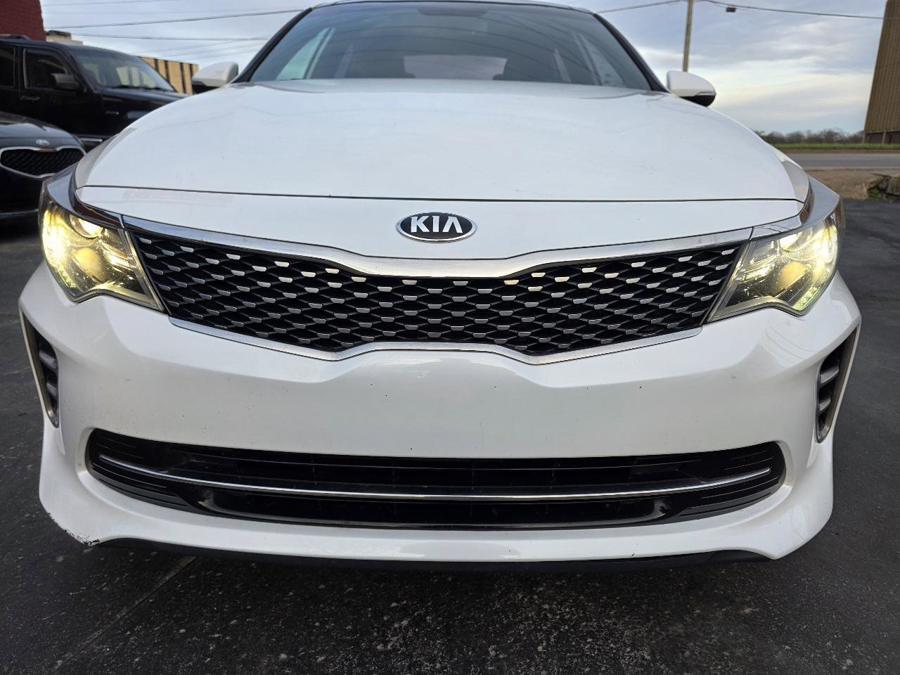 Used 2016 Kia Optima SX w/ Launch Edition Package image 17