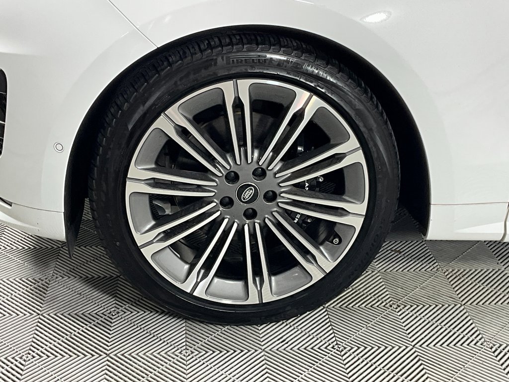 Certified 2024 Land Rover Range Rover Sport Dynamic SE image 29