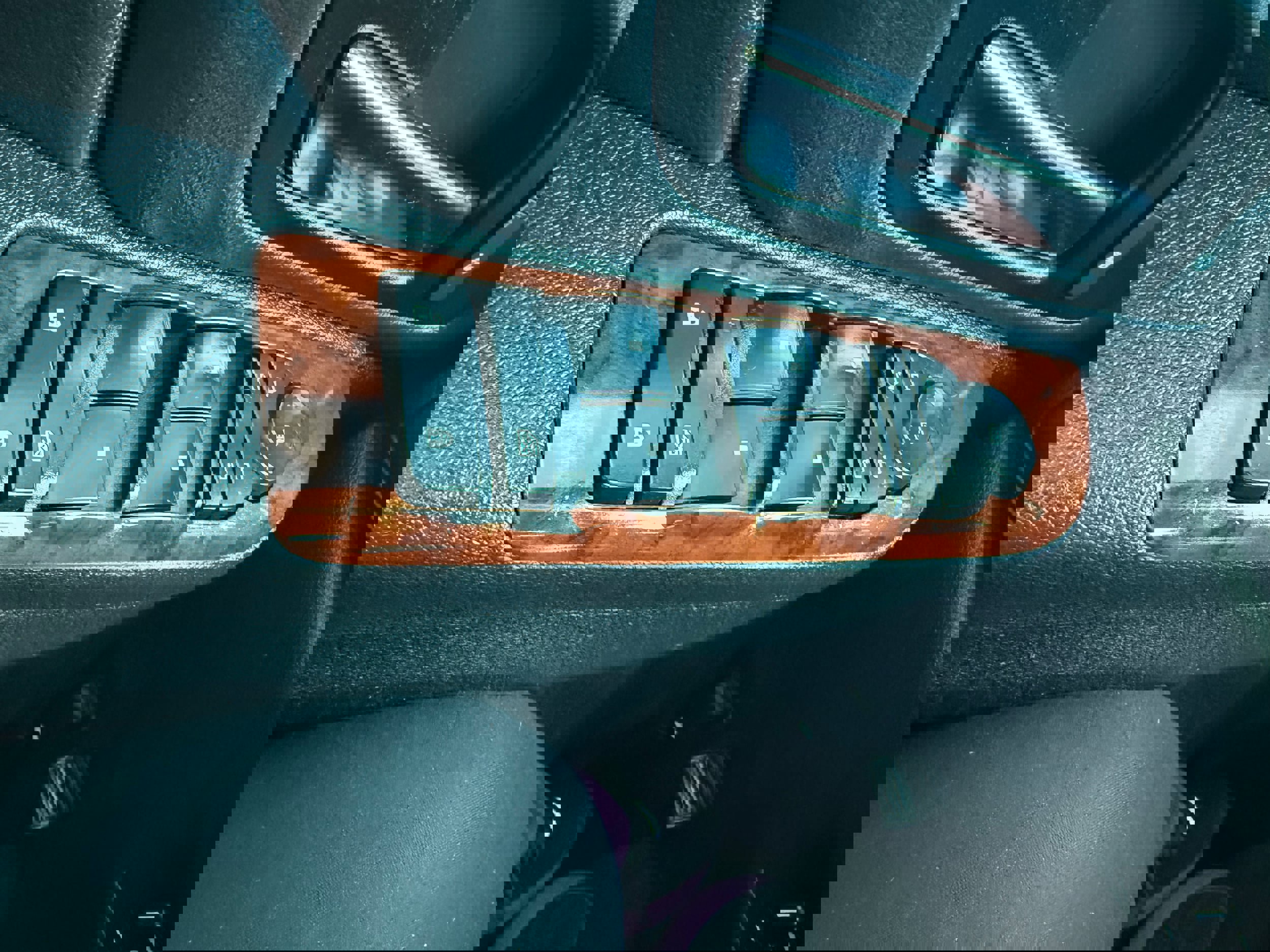 Used 2013 Chevrolet Avalanche LT w/ All-Star Edition image 9