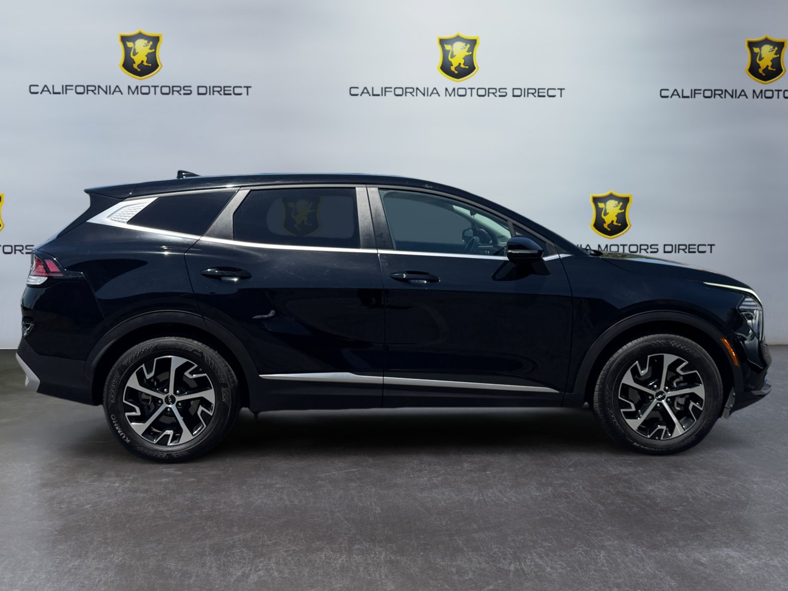 Used 2024 Kia Sportage EX FWD image 6