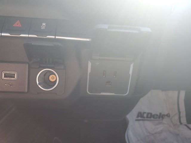 Used 2024 Chevrolet Silverado 1500 Custom w/ LPO, Dark Essentials Package image 46