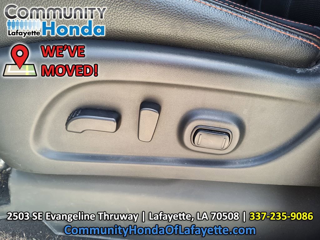 Used 2021 Nissan Titan PRO-4X w/ Pro-4x Convenience Package AWD/4WD image 23