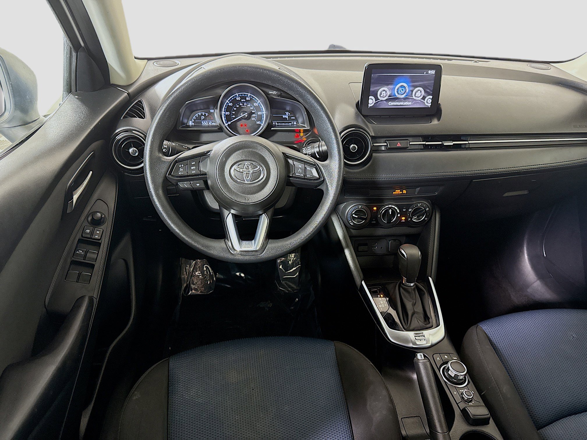 Used 2019 Toyota Yaris LE image 17