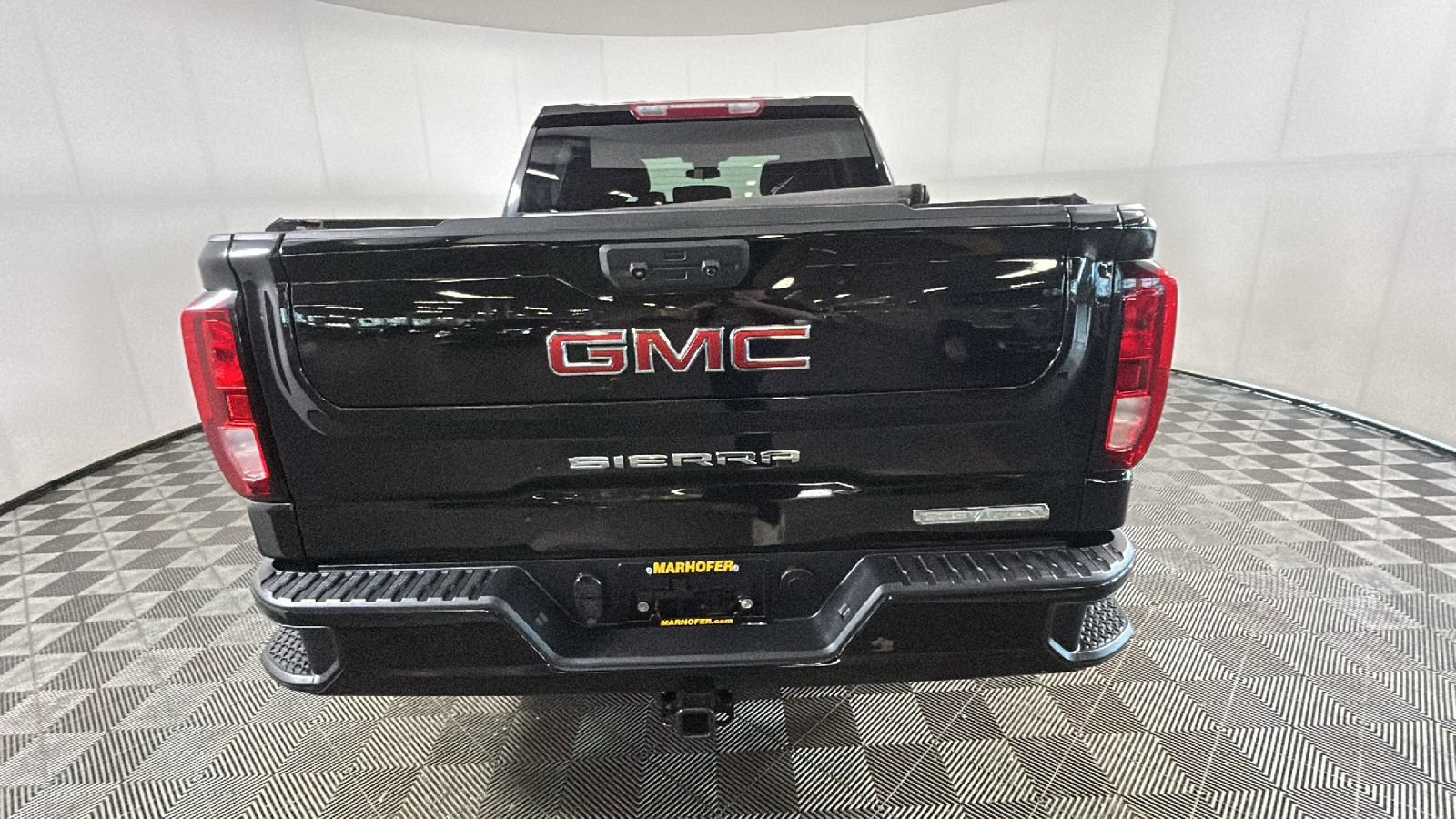 Used 2024 GMC Sierra 1500 Elevation w/ LPO, GMC Protection Package AWD/4WD image 4