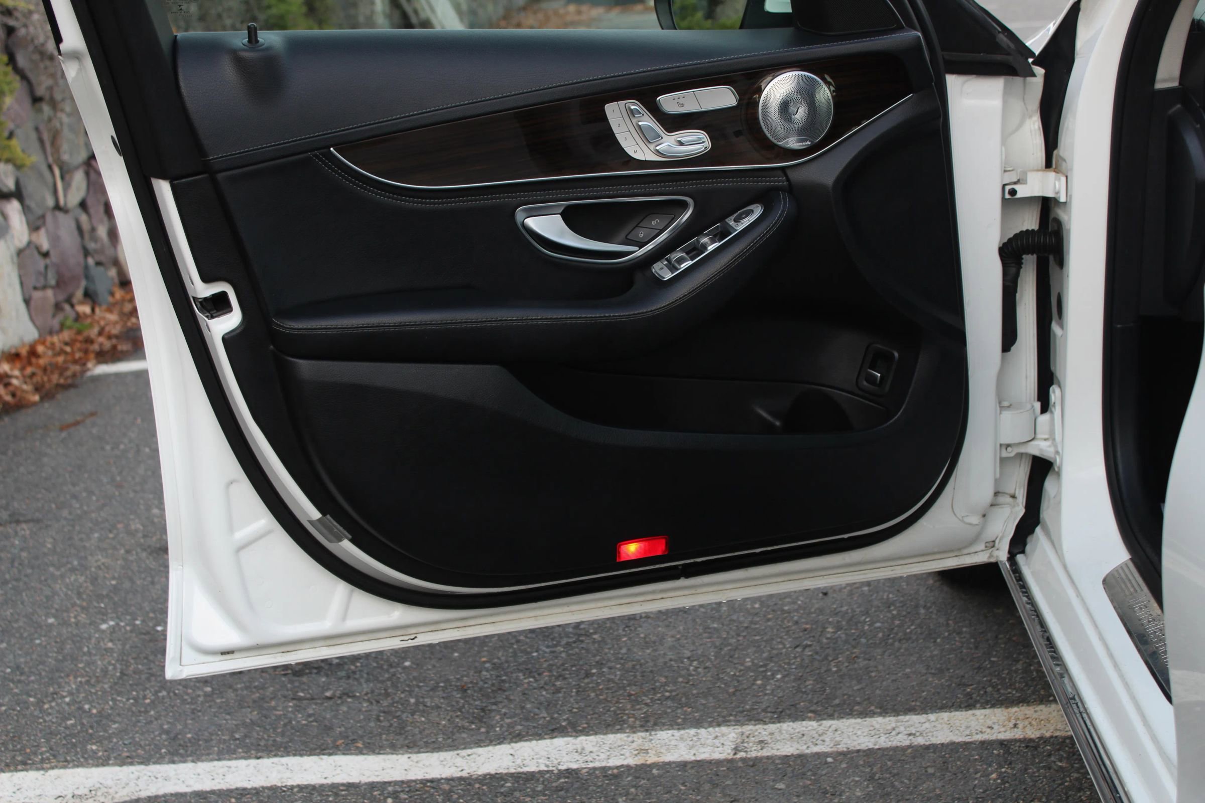 Used 2015 Mercedes-Benz C 300 4MATIC Sedan image 12