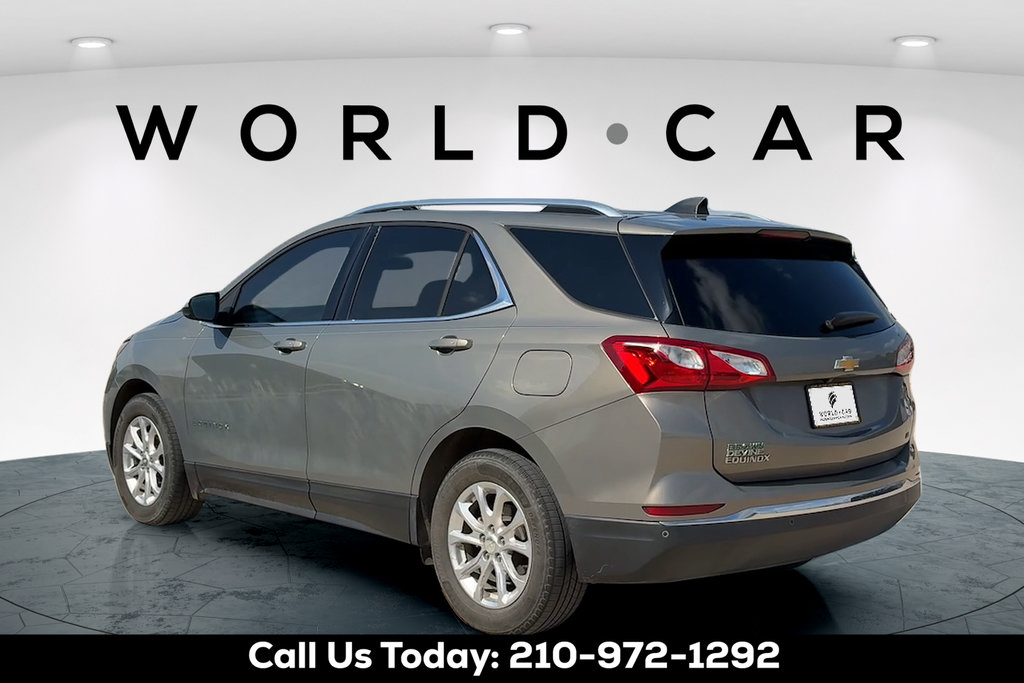 Used 2018 Chevrolet Equinox LT w/ Sun & Infotainment Package FWD image 5