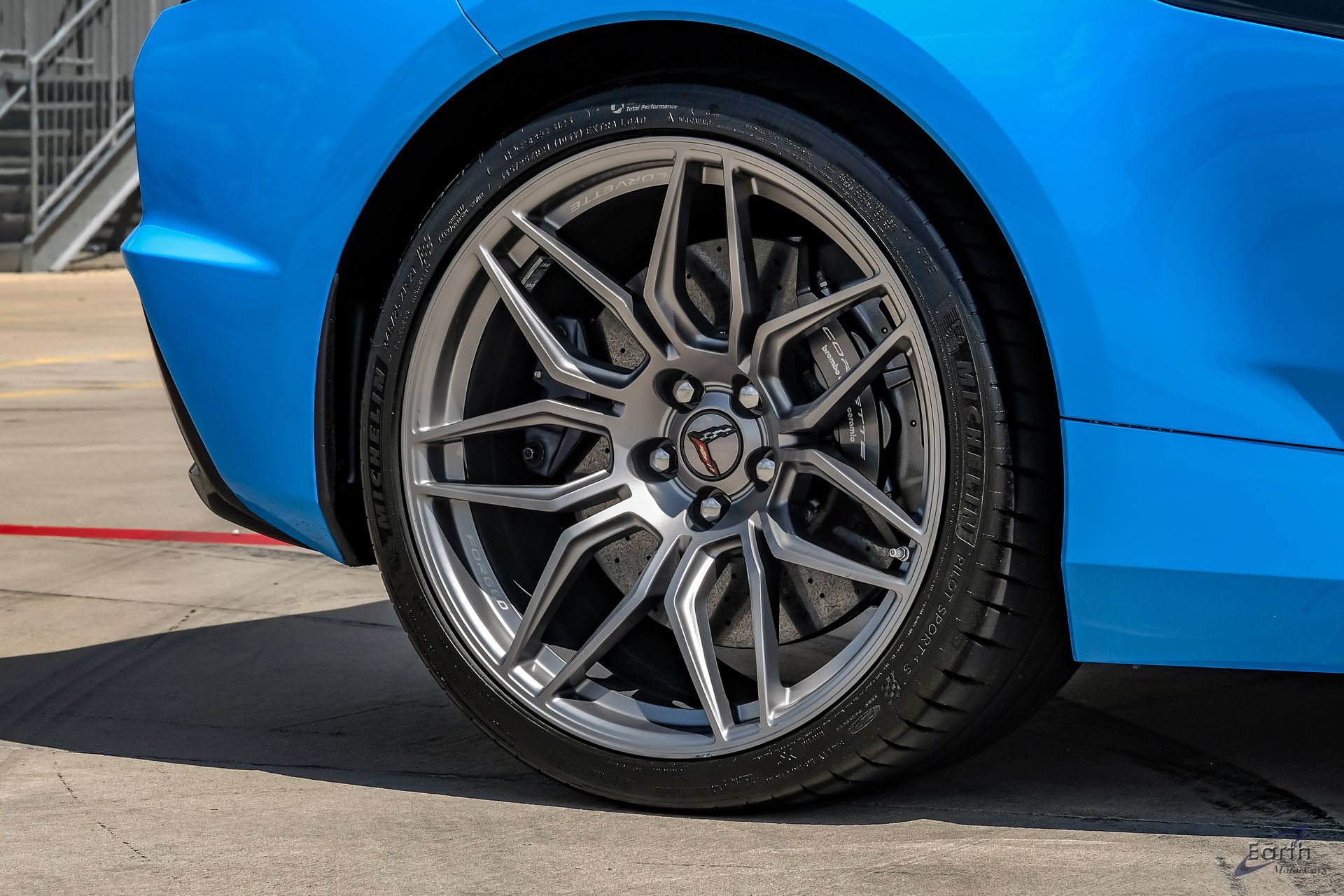Used 2024 Chevrolet Corvette Z06 w/ Z07 Performance Package RWD image 86
