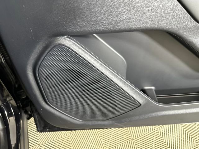 Used 2025 Ford Explorer Active image 30