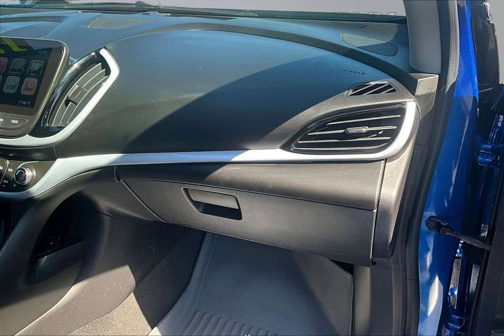 Used 2017 Chevrolet Volt LT w/ Comfort Package image 17