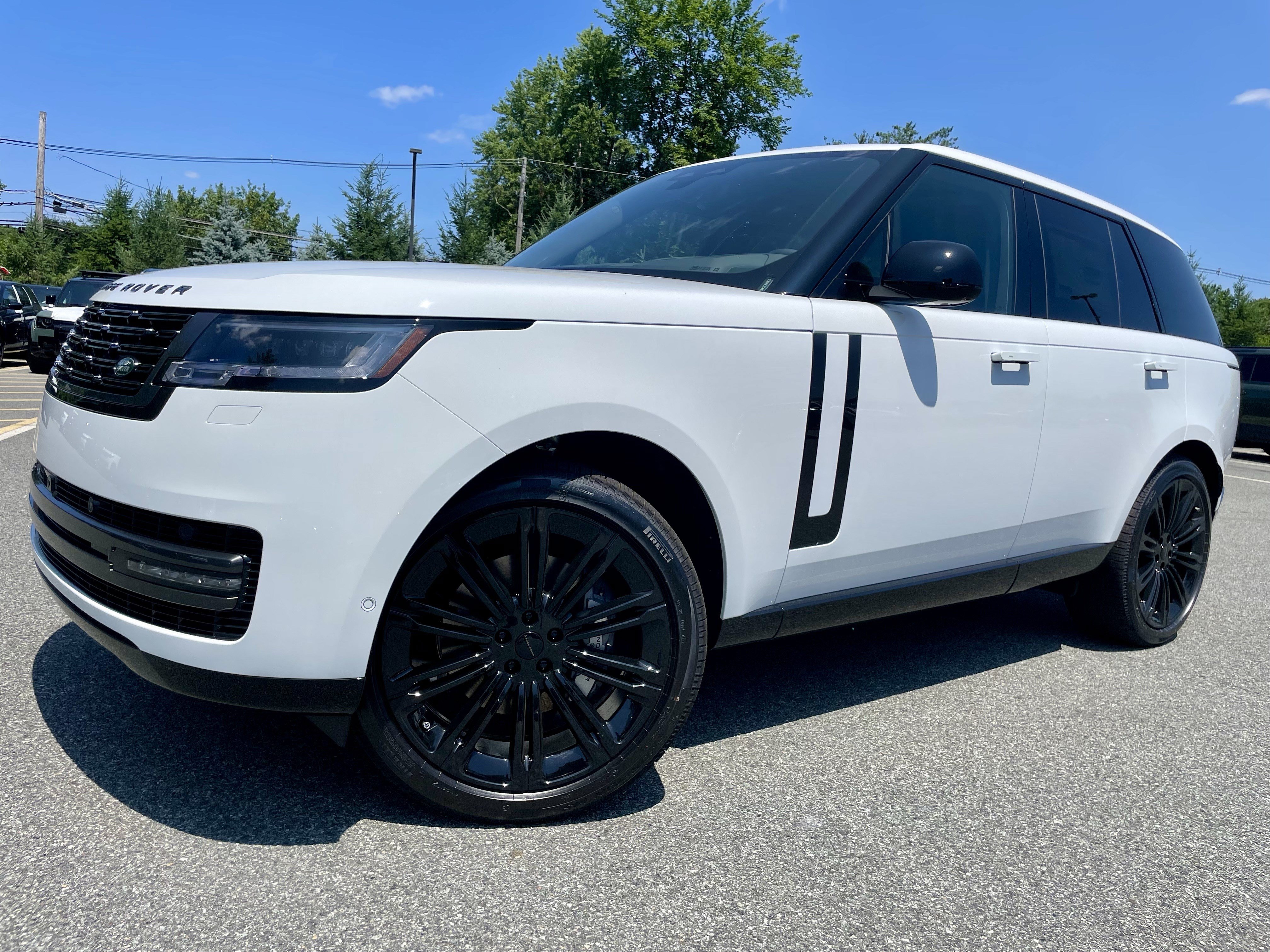 New 2026 Land Rover Range Rover SE AWD/4WD image 36