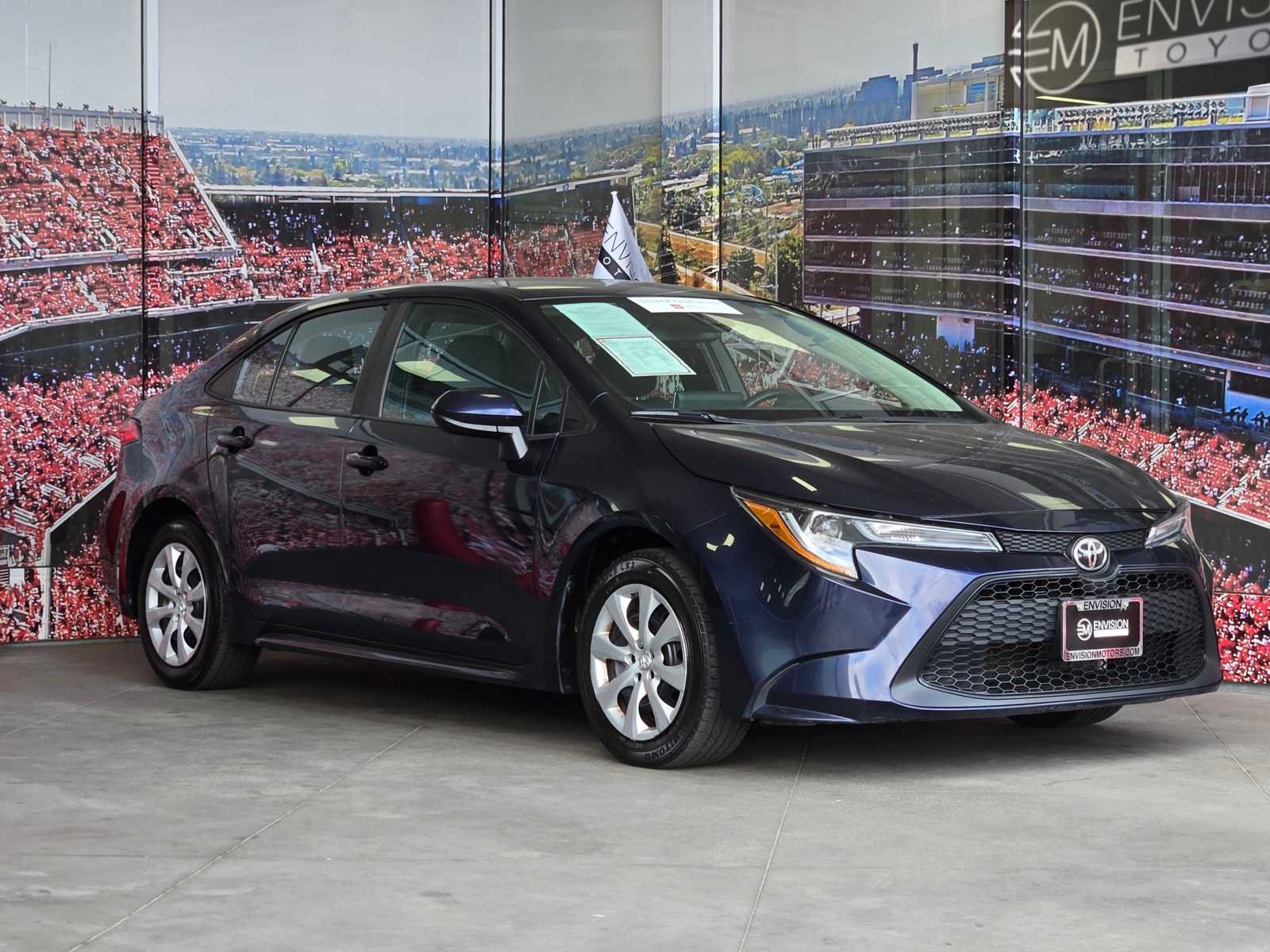 Certified 2020 Toyota Corolla LE FWD image 1
