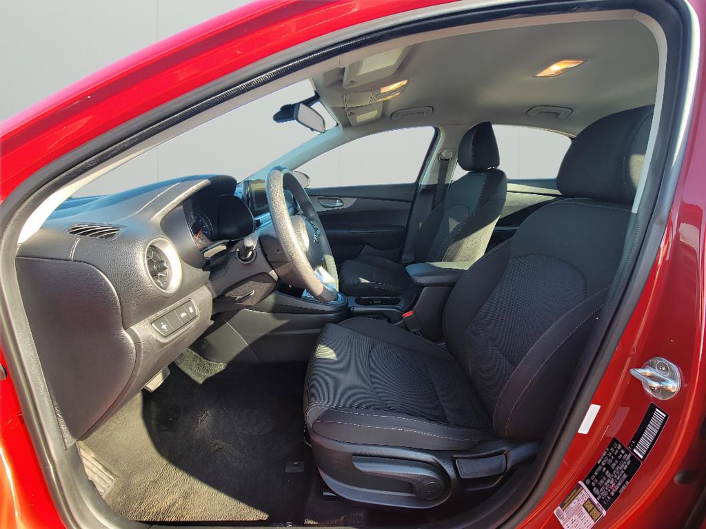 Used 2019 Kia Forte LXS image 11