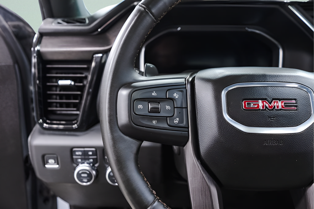 Used 2024 GMC Sierra 1500 AT4 w/ AT4 Preferred Package AWD/4WD image 12