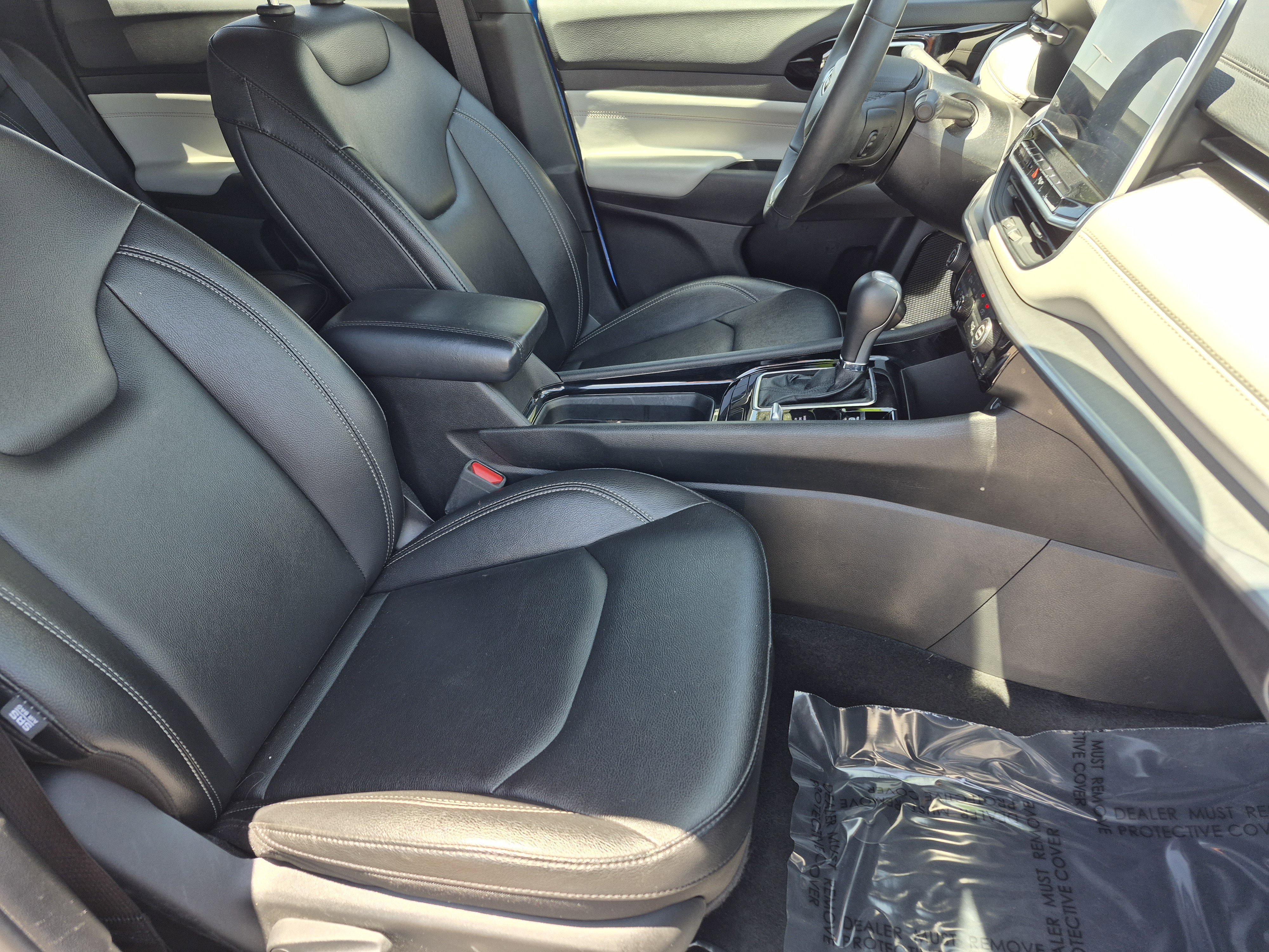 Used 2025 Jeep Compass Limited AWD/4WD image 23