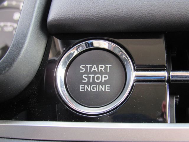 New 2026 Mitsubishi Outlander ES image 23