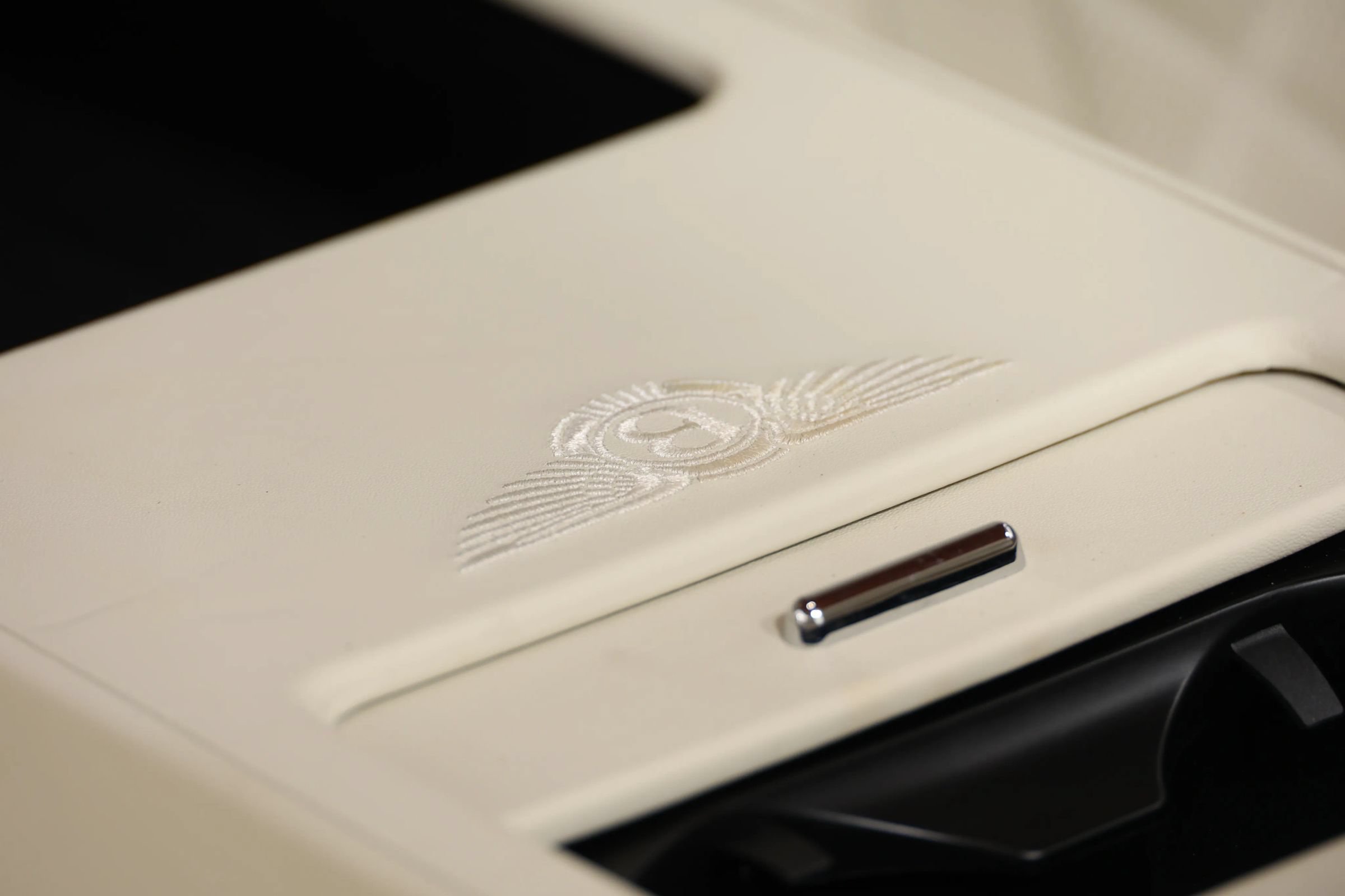 Used 2018 Bentley Flying Spur V8 AWD/4WD image 90