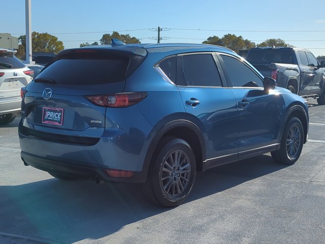 Used 2017 MAZDA CX-5 Touring w/ Preferred Equipment Package FWD image 5