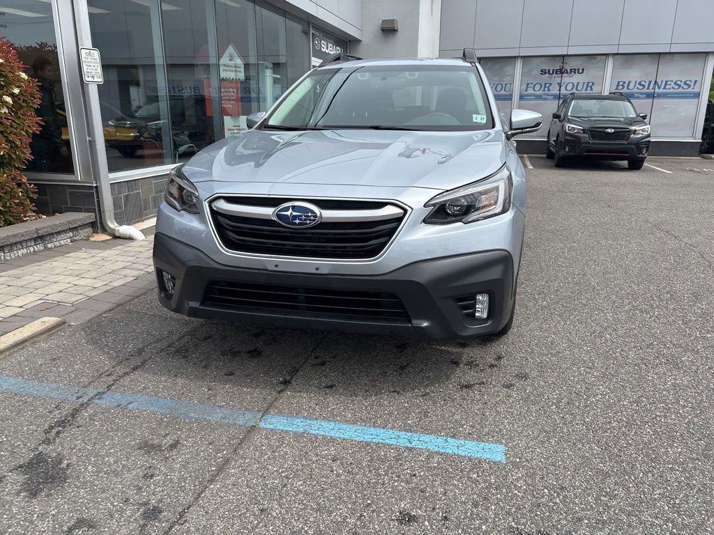 Certified 2022 Subaru Outback Premium AWD/4WD image 4